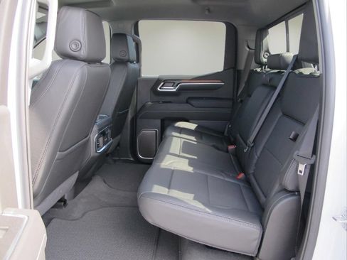 Used 2026 GMC Sierra 1500 Denali w/ Technology Package AWD/4WD image 23
