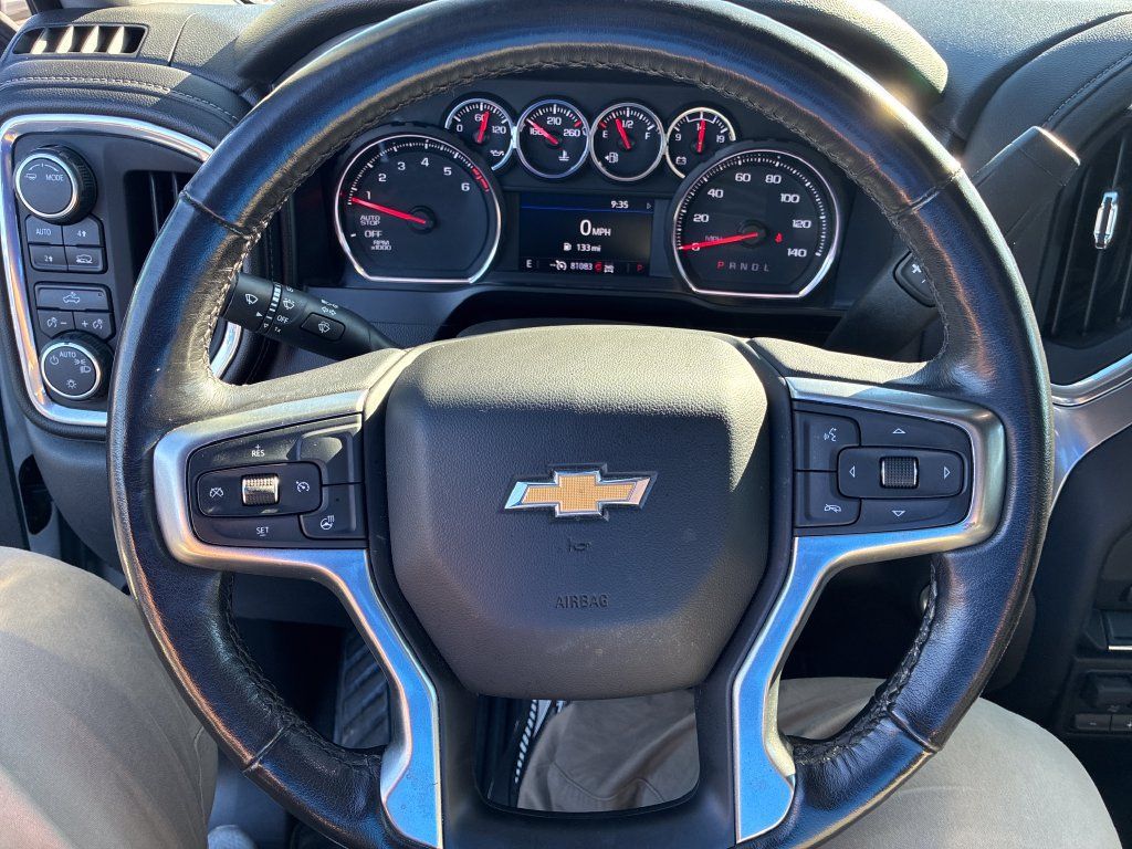 Used 2020 Chevrolet Silverado 1500 LT w/ All-Star Edition AWD/4WD image 13