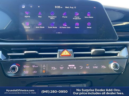 Used 2023 Kia Niro EX FWD image 12