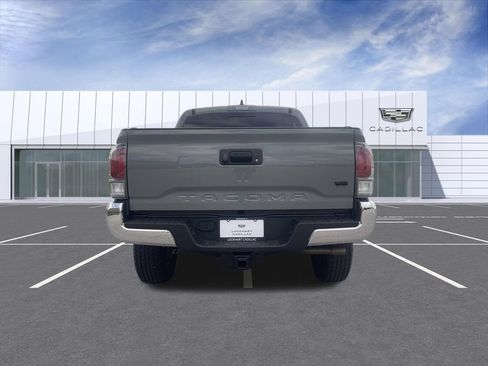 Used 2023 Toyota Tacoma TRD Off-Road AWD/4WD image 7