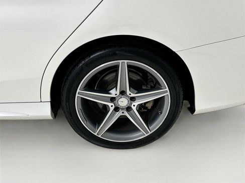 Used 2015 Mercedes-Benz C 400 4MATIC image 34