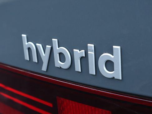 Used 2026 Hyundai Santa Fe SEL FWD image 6