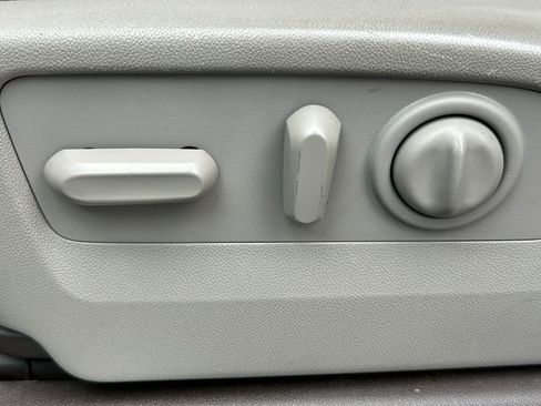 Used 2019 Chevrolet Silverado 1500 LTZ w/ LTZ Premium Package image 23