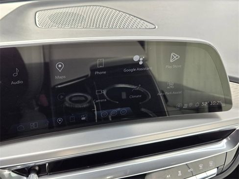 Used 2024 Cadillac Lyriq Luxury w/ LPO, Floor Liner Package image 20