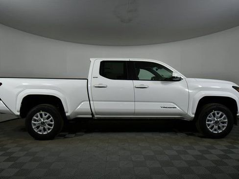 New 2026 Toyota Tacoma SR5 image 15