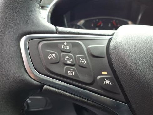 Used 2024 Chevrolet Equinox LT AWD/4WD image 16