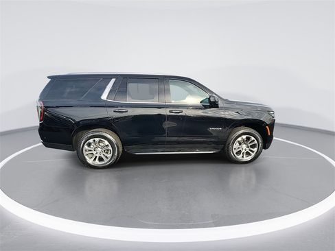 Used 2025 Chevrolet Tahoe LT w/ Comfort Package image 9