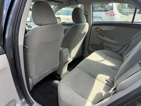 Used 2012 Toyota Corolla L FWD image 9