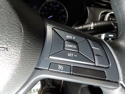 Used 2024 Nissan Versa S w/ S Plus Package FWD image 15