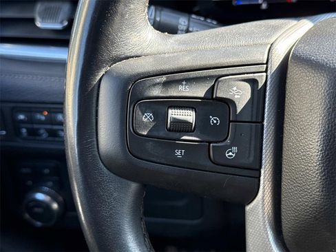 Used 2022 GMC Yukon XL Denali image 27