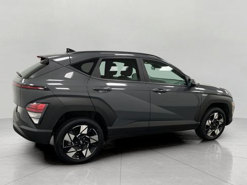 Certified 2025 Hyundai Kona SEL AWD/4WD image 2