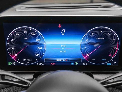 Certified 2023 Mercedes-Benz GLC 300 image 31