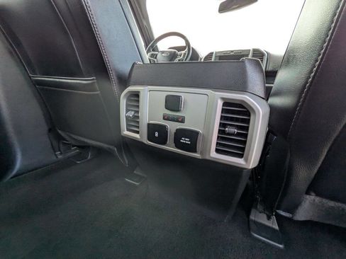 Used 2018 Ford F150 Lariat w/ Equipment Group 502A Luxury image 30