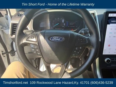Used 2022 Ford Edge SE w/ Black Appearance Package AWD/4WD image 20