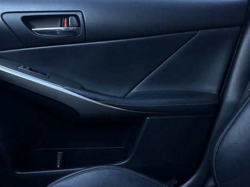 Used 2015 Lexus IS 250 w/ F-Sport Package RWD image 9
