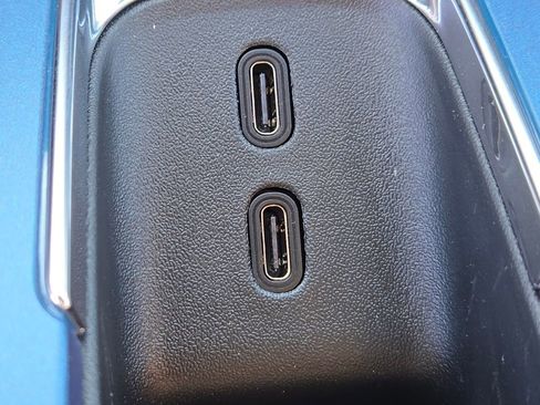 New 2025 Chevrolet Equinox EV LT w/ Convenience Package II image 13