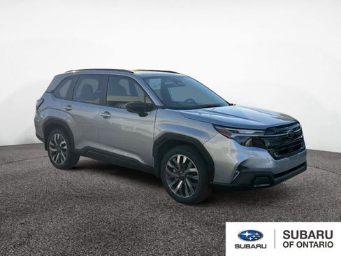 Used 2025 Subaru Forester Touring w/ Protection Package image 7