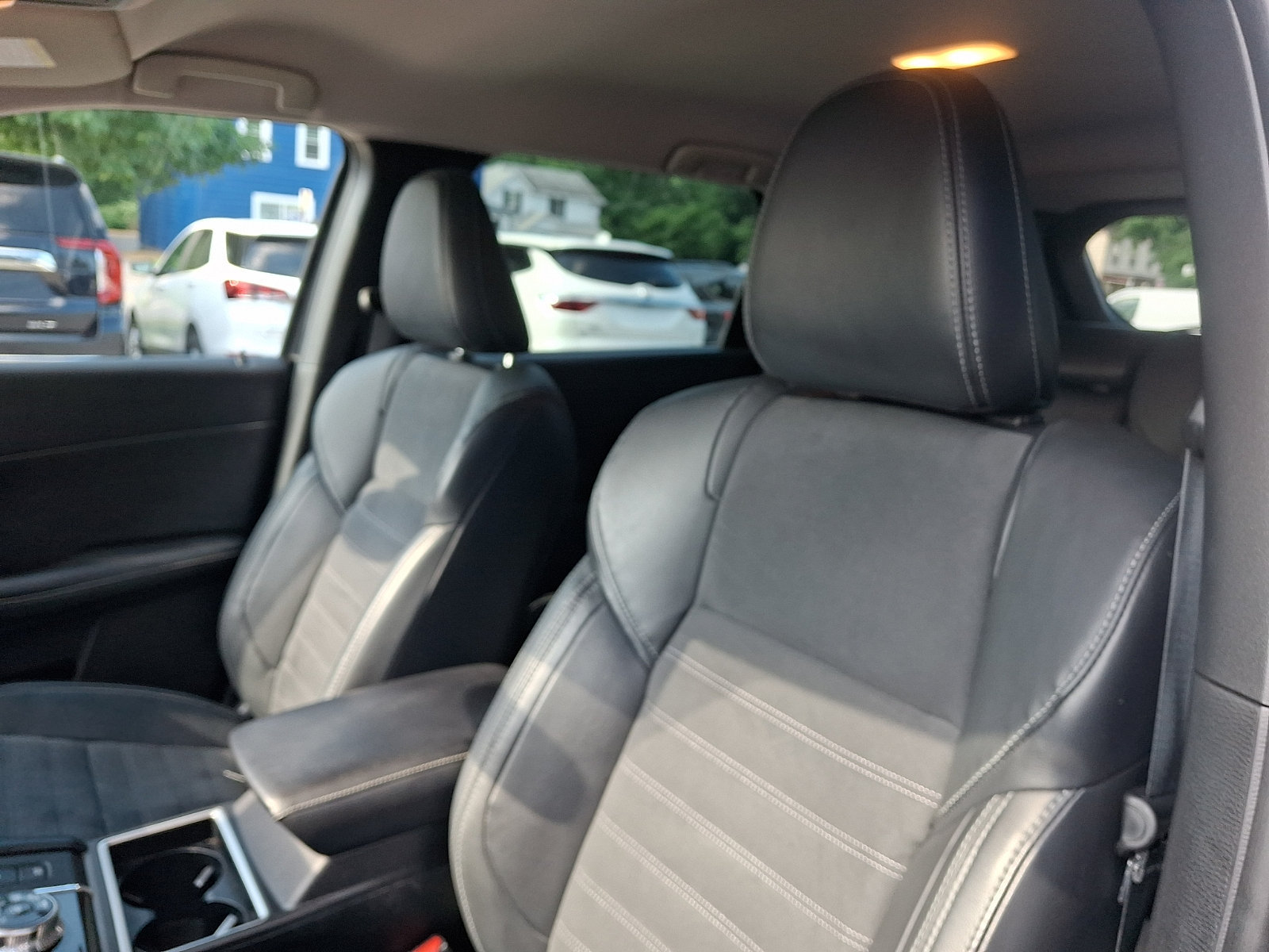 Used 2022 Mitsubishi Outlander SE AWD/4WD image 14