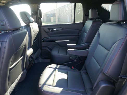 New 2026 Chevrolet Traverse Z71 image 11