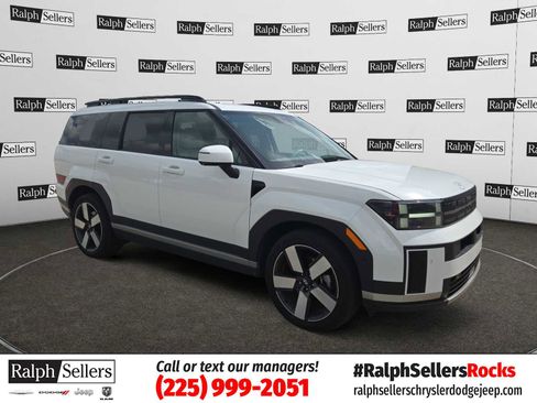 Used 2024 Hyundai Santa Fe Limited FWD image 1