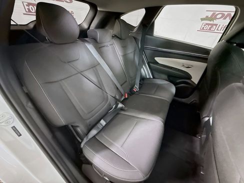 Used 2024 Hyundai Tucson SE image 28