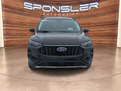 New 2026 Ford Escape Platinum w/ Premium Technology Package image 9