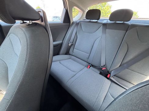 Used 2025 Kia K4 FWD image 39