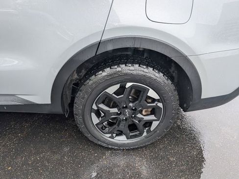 Used 2024 Kia Sorento S AWD/4WD image 23