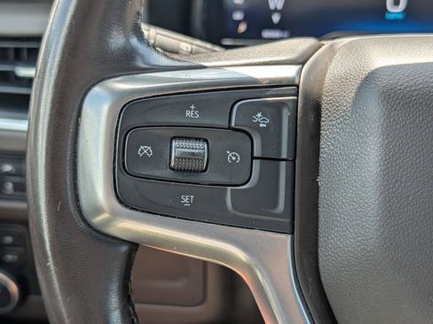 Used 2022 Chevrolet Suburban LT AWD/4WD image 24