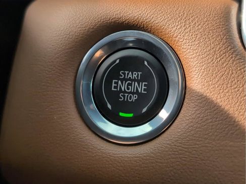 Used 2023 GMC Canyon AT4 w/ AT4 Premium Package image 27