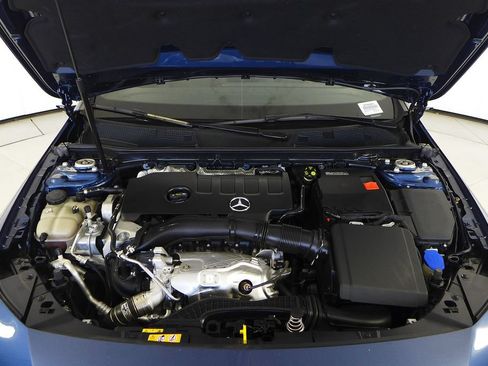 Used 2020 Mercedes-Benz CLA 250 image 6