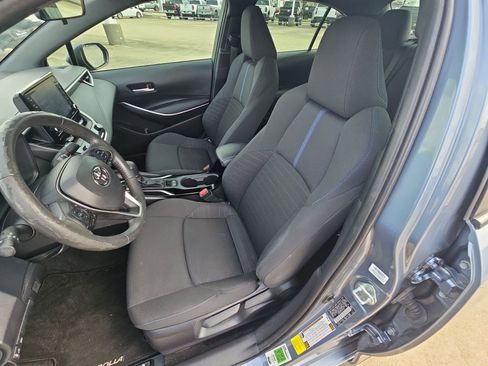 Used 2022 Toyota Corolla SE image 16