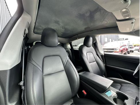 Used 2021 Tesla Model Y Performance AWD/4WD image 4