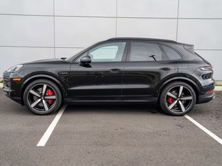 New 2026 Porsche Cayenne S video 2