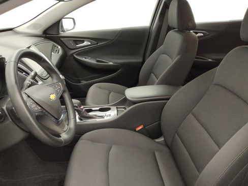 Used 2024 Chevrolet Malibu RS image 17