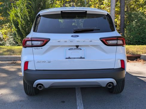 New 2026 Ford Escape Active image 4
