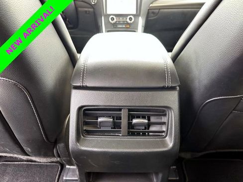 Certified 2024 Ford Edge Titanium image 9