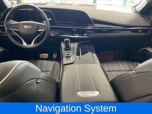 Certified 2024 Cadillac Escalade ESV V w/ LPO, Floor Liner Package AWD/4WD image 5