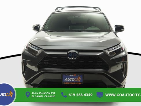 Used 2024 Toyota RAV4 XSE w/ Advanced Technology Package AWD/4WD image 4
