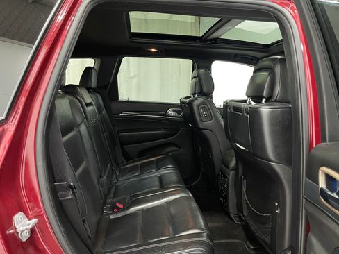 Used 2015 Jeep Grand Cherokee Overland AWD/4WD image 31