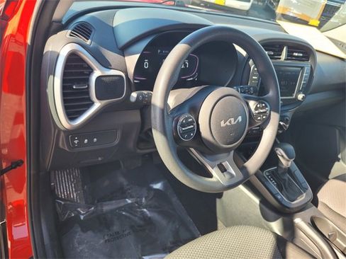 Used 2024 Kia Soul LX w/ Option Group 015 image 12