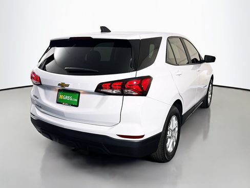 Used 2024 Chevrolet Equinox LS w/ LS Convenience Package FWD image 10
