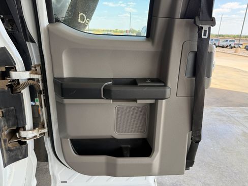 Used 2022 Ford F350 XL w/ Power Equipment Group AWD/4WD image 12