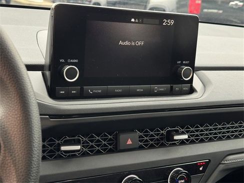 Used 2025 Honda Accord SE image 16