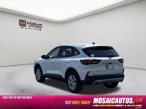 Used 2025 Ford Escape Active w/ Tech Pack #1 AWD/4WD image 5