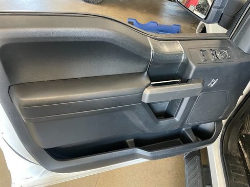 Used 2019 Ford F150 XLT w/ Equipment Group 302A Luxury AWD/4WD image 20