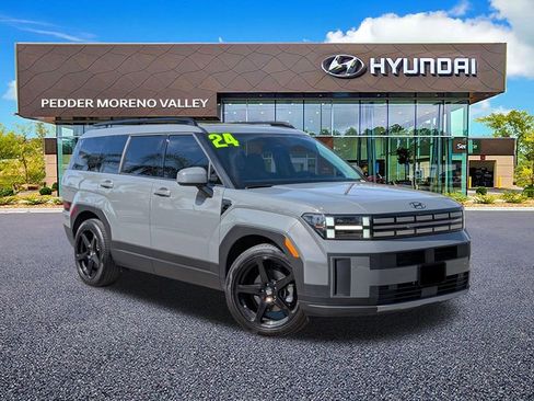 Used 2024 Hyundai Santa Fe SEL image 2