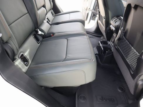 New 2026 Jeep Gladiator Mojave image 15