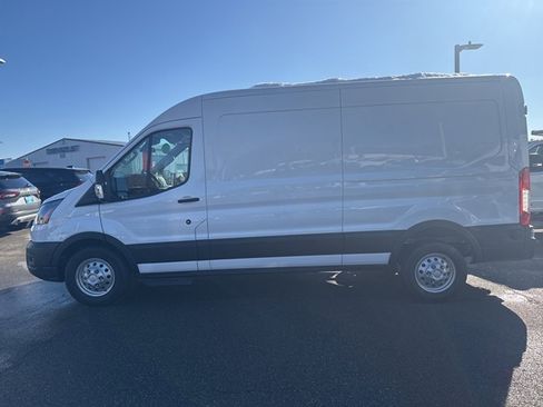 Used 2024 Ford Transit 250 148 Medium Roof Extended AWD w/ Interior Upgrade Package image 4