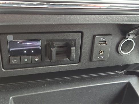 Used 2018 Nissan Titan PRO-4X w/ Pro-4x Utility Package image 17